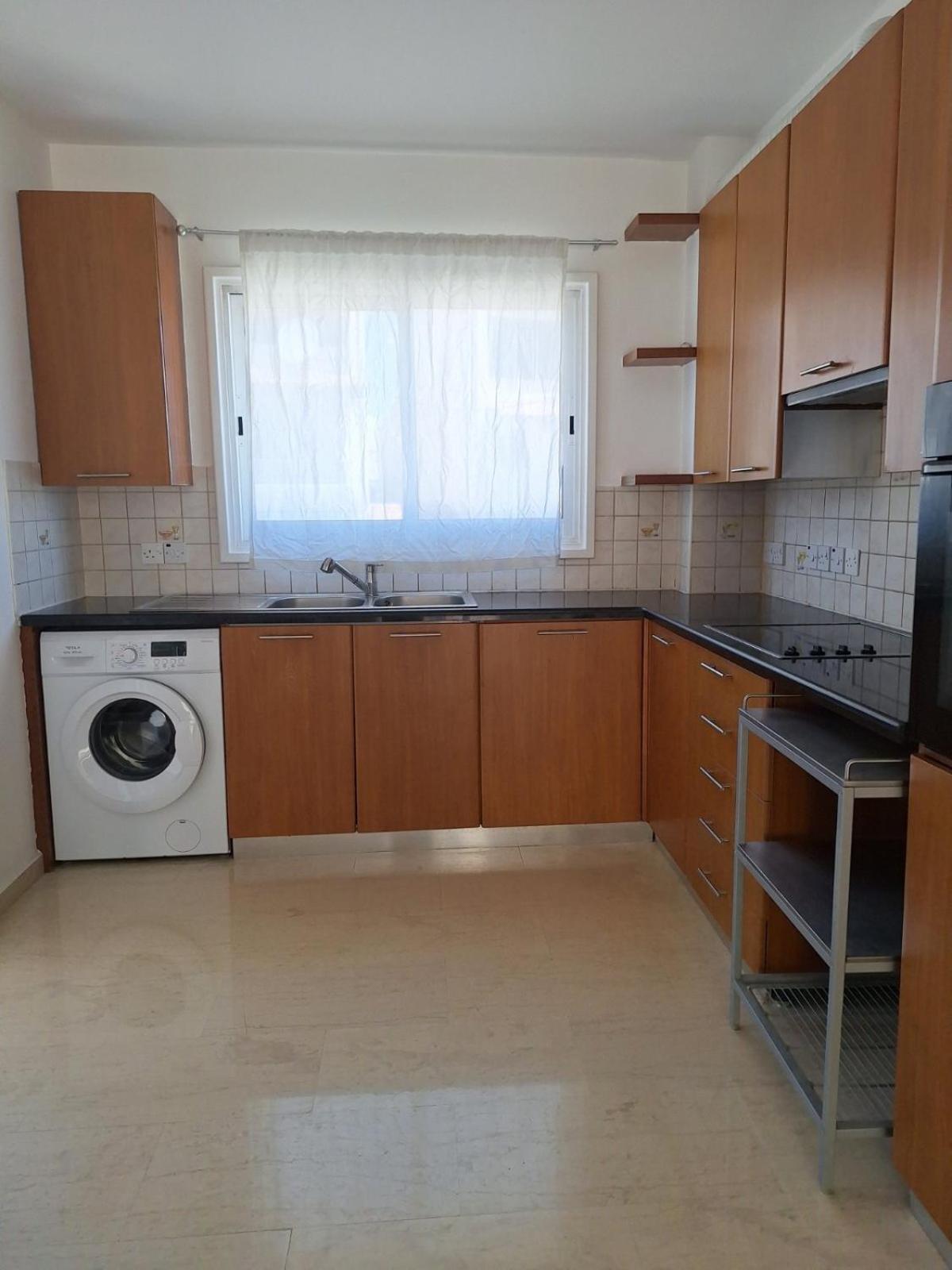 City Sunshine, Strovolos - Nikosia Bagian luar foto